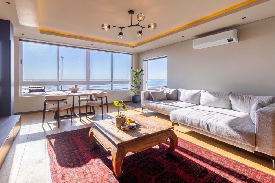 2 Bedroom Property for Sale in Sea Point Western Cape